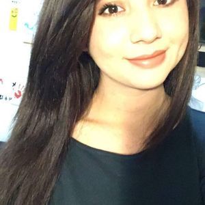 Meet your Posher, Esmeralda